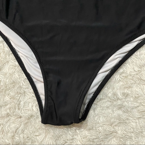 CUPSHE Black and White Gingham Ruffled One-Piece Swimsuit - Picture 5 of 10